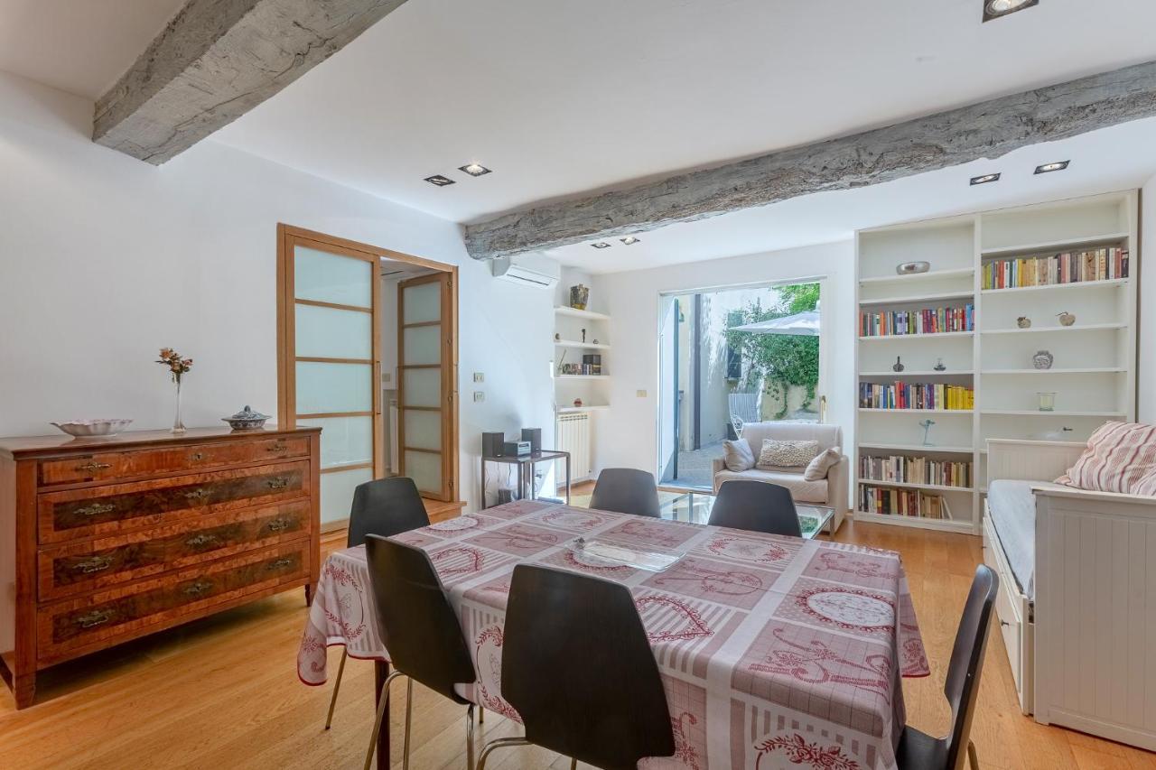 Pleasant Central Apartment With Garden Bologne Extérieur photo