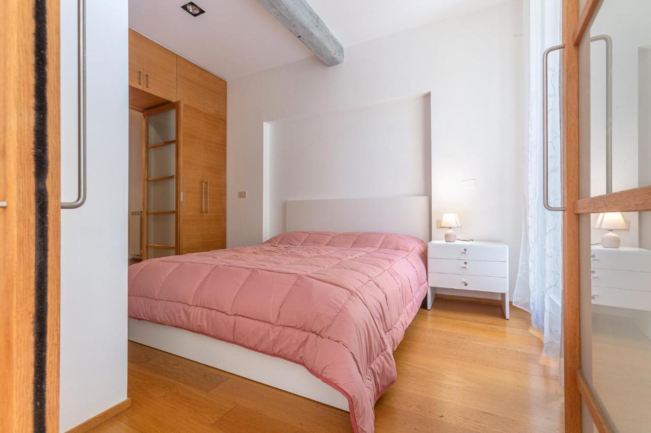 Pleasant Central Apartment With Garden Bologne Extérieur photo