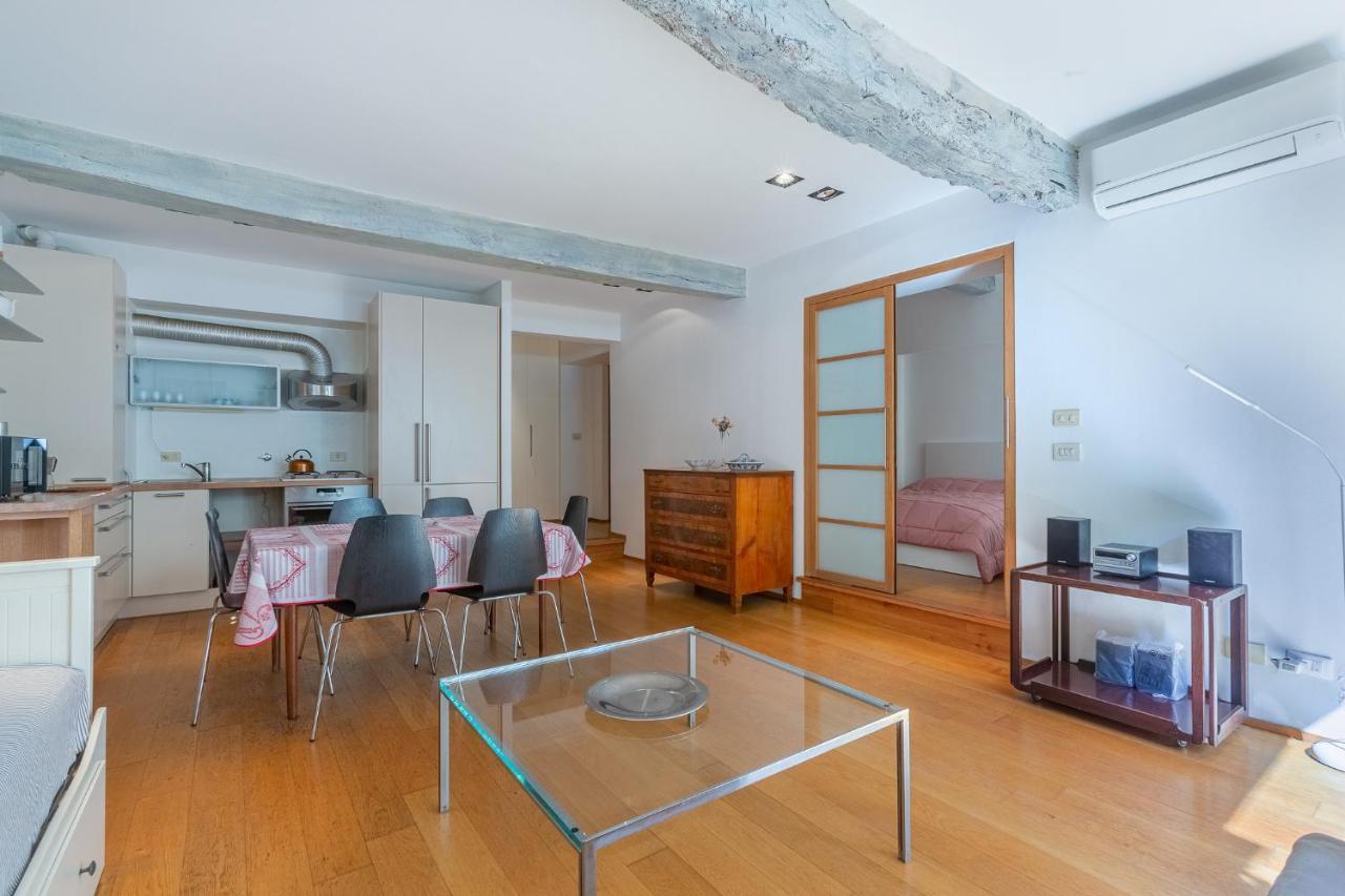 Pleasant Central Apartment With Garden Bologne Extérieur photo
