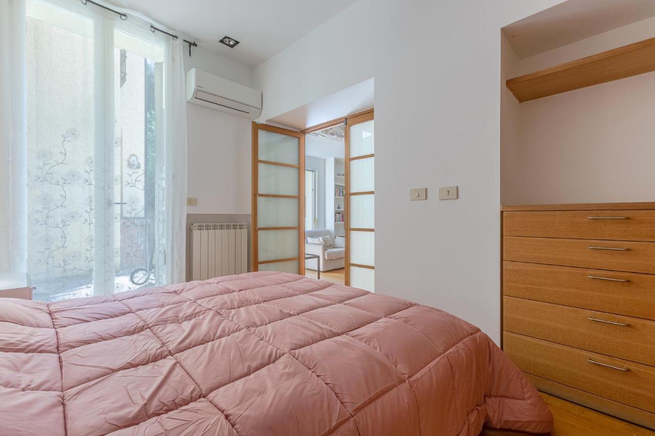 Pleasant Central Apartment With Garden Bologne Extérieur photo