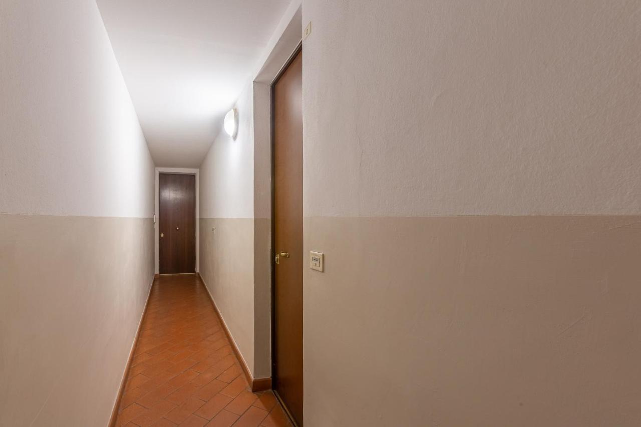 Pleasant Central Apartment With Garden Bologne Extérieur photo
