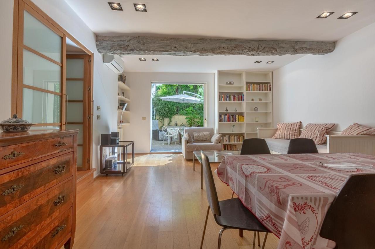 Pleasant Central Apartment With Garden Bologne Extérieur photo